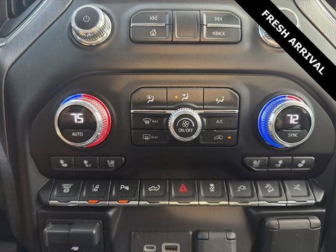 Used 2023 GMC Sierra 2500 Denali w/ Technology Package image 9