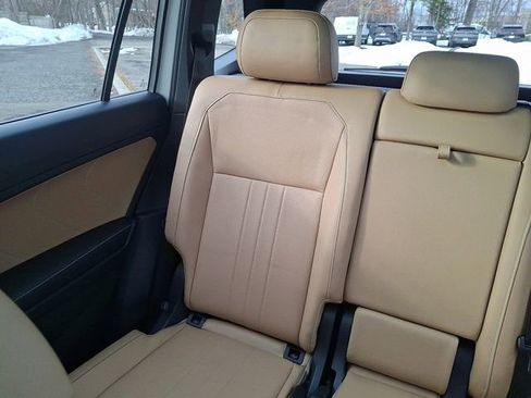 Certified 2024 Volkswagen Tiguan SE R-Line image 18