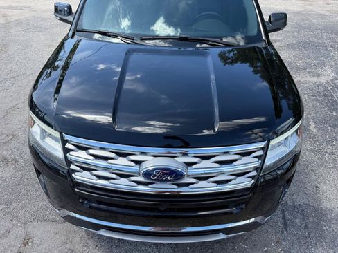 Used 2018 Ford Explorer Limited FWD image 17