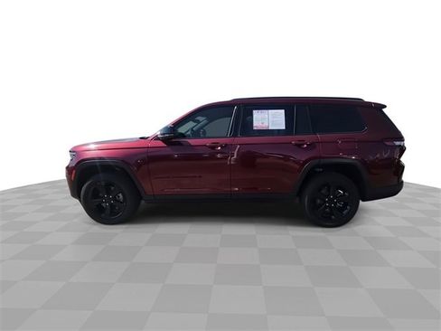 Used 2025 Jeep Grand Cherokee L Limited w/ Black Appearance Package image 5
