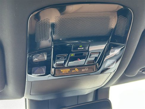 Used 2025 Lexus RX 350 image 18