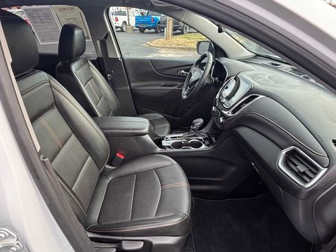 Used 2024 Chevrolet Equinox Premier image 15