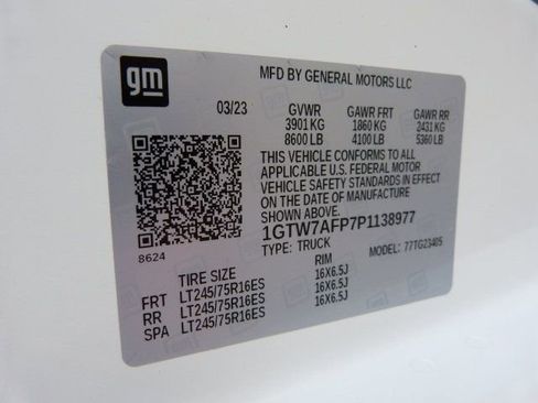 Used 2023 GMC Savana 2500 w/ Driver Convenience Package image 38