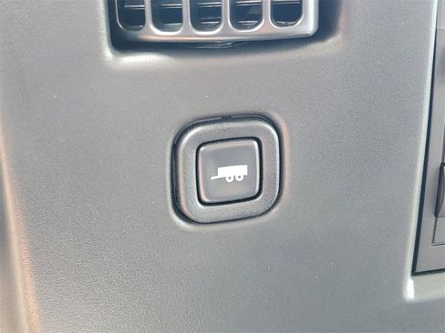 New 2025 Chevrolet Express 2500 WT w/ Chrome Appearance Package image 20