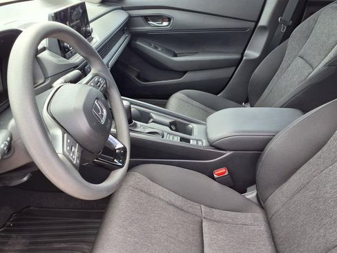 Certified 2025 Honda Accord LX image 16