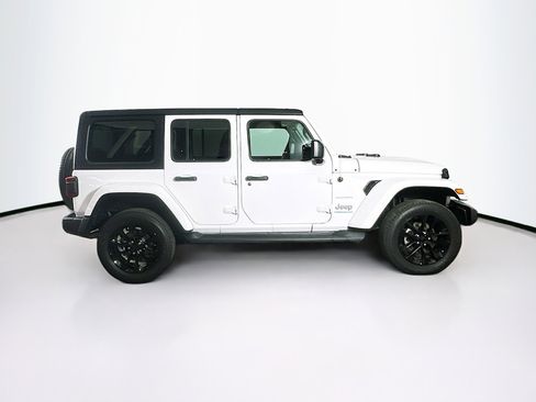 Used 2023 Jeep Wrangler Sahara w/ Cold Weather Group image 10
