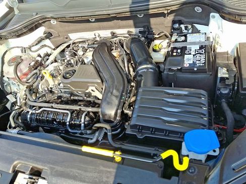 Used 2024 Volkswagen Taos S image 27