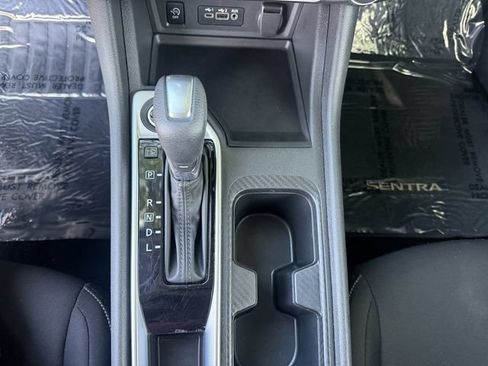 Used 2025 Nissan Sentra SV FWD image 20