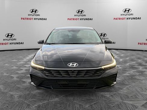 Used 2024 Hyundai Elantra Limited FWD image 8