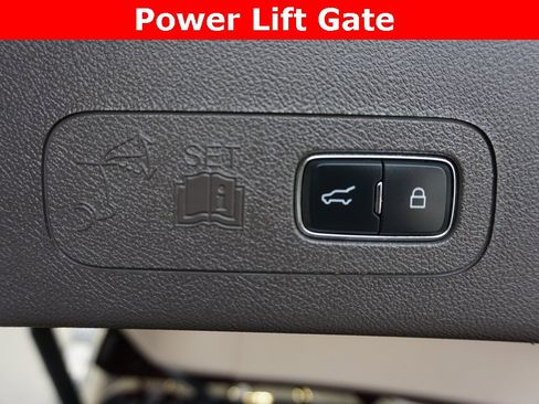 Used 2022 Lincoln Aviator Reserve w/ Equipment Group 201A image 19