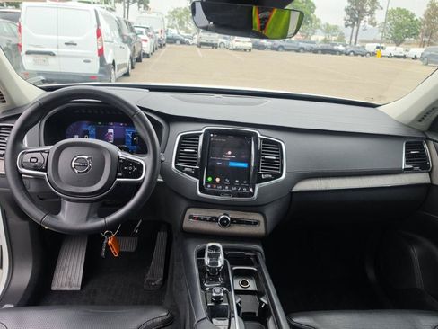 Used 2023 Volvo XC90 T8 Ultimate w/ Protection Package Premier AWD/4WD image 5