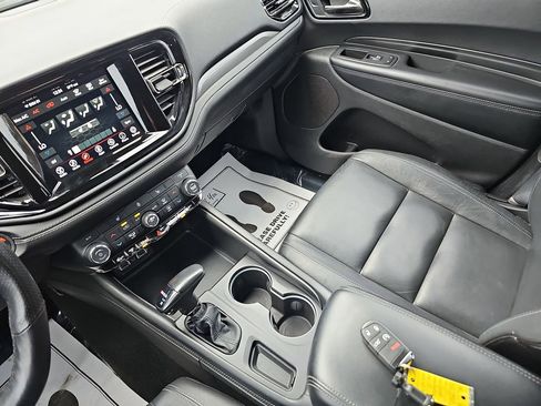 Used 2022 Dodge Durango GT image 30