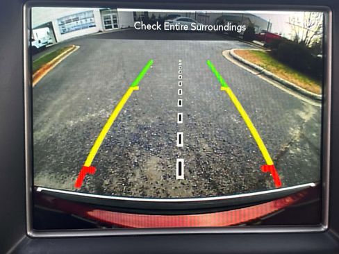 Used 2018 Jeep Grand Cherokee Limited image 15