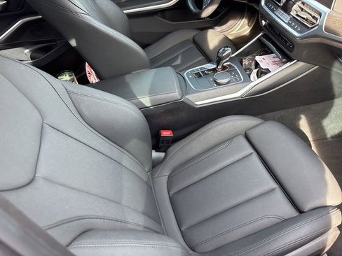 Used 2021 BMW 330i Sedan w/ M Sport Package image 10