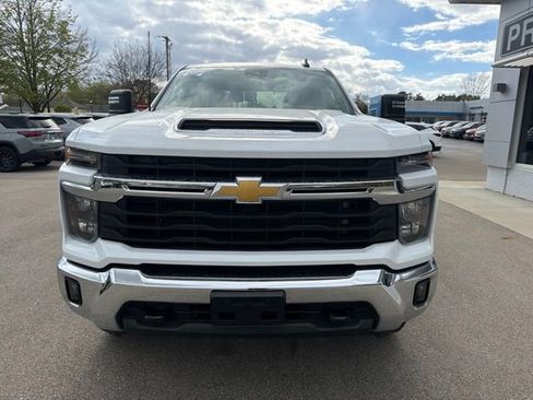 Certified 2024 Chevrolet Silverado 2500 LT AWD/4WD image 8