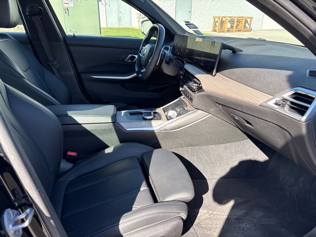 Used 2025 BMW 330i Sedan RWD image 24
