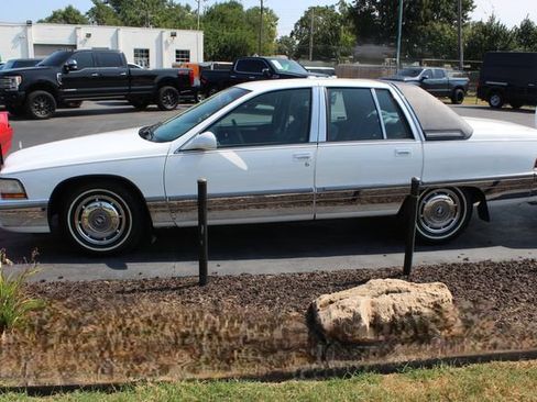 Used 1996 Buick Roadmaster Limited RWD image 11
