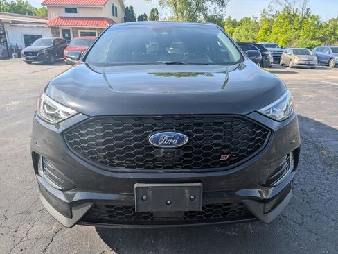 Used 2019 Ford Edge ST w/ Equipment Group 401A AWD/4WD image 2