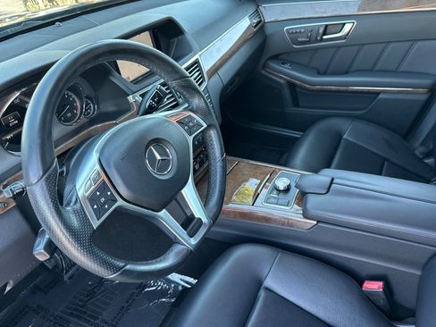 Used 2013 Mercedes-Benz E 350 Sedan image 10
