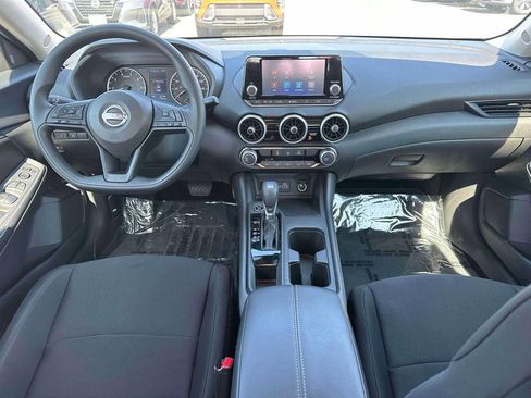 Used 2024 Nissan Sentra S image 11