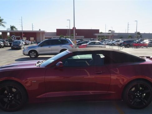 Used 2017 Chevrolet Camaro SS RWD image 3