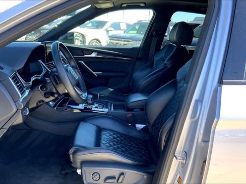 Used 2022 Audi SQ5 Premium Plus w/ Premium Plus Package AWD/4WD image 8