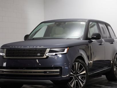 Used 2025 Land Rover Range Rover SE