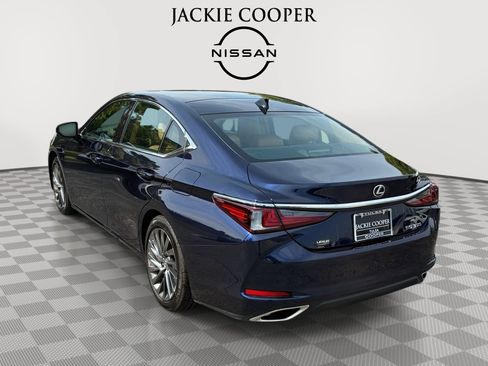 Used 2025 Lexus ES 350 Ultra Luxury w/ Accessory Package (Z1) FWD image 7