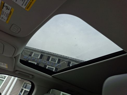 Used 2025 Ford Expedition Active image 16