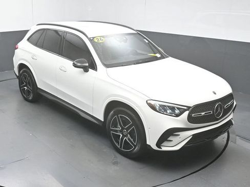 Used 2026 Mercedes-Benz GLC 300 image 43