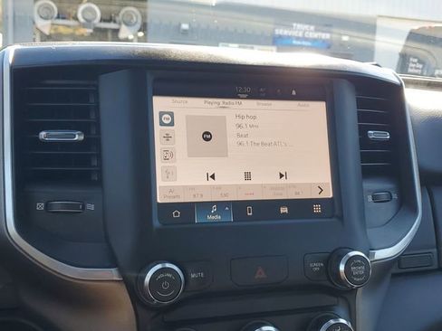 Certified 2022 RAM 1500 Big Horn image 32