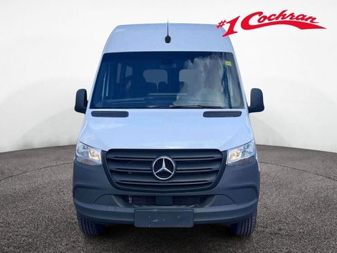 Used 2024 Mercedes-Benz Sprinter 2500 image 12