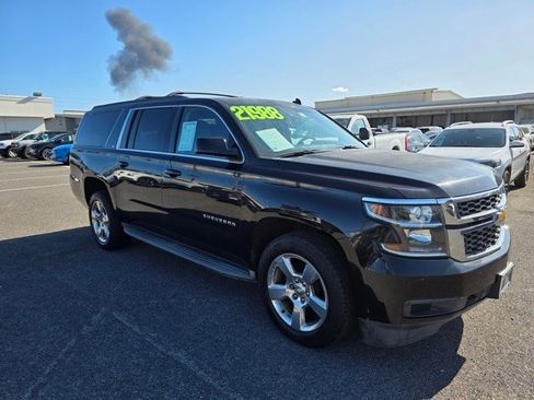 Used 2015 Chevrolet Suburban LS w/ Driver Alert Package image 7