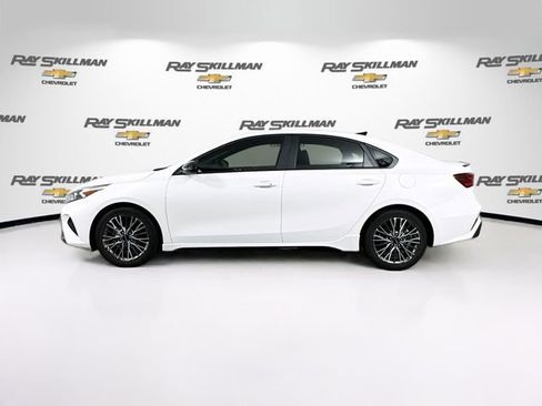 Used 2022 Kia Forte GT-Line w/ GT-Line Premium Package image 4