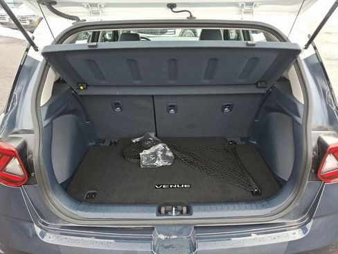 Certified 2023 Hyundai Venue Limited w/ Cargo Package image 28