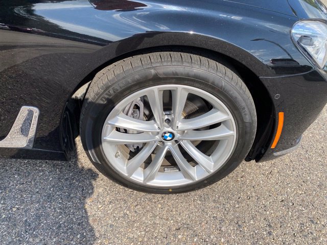 Used 2016 BMW 750i xDrive AWD/4WD image 15