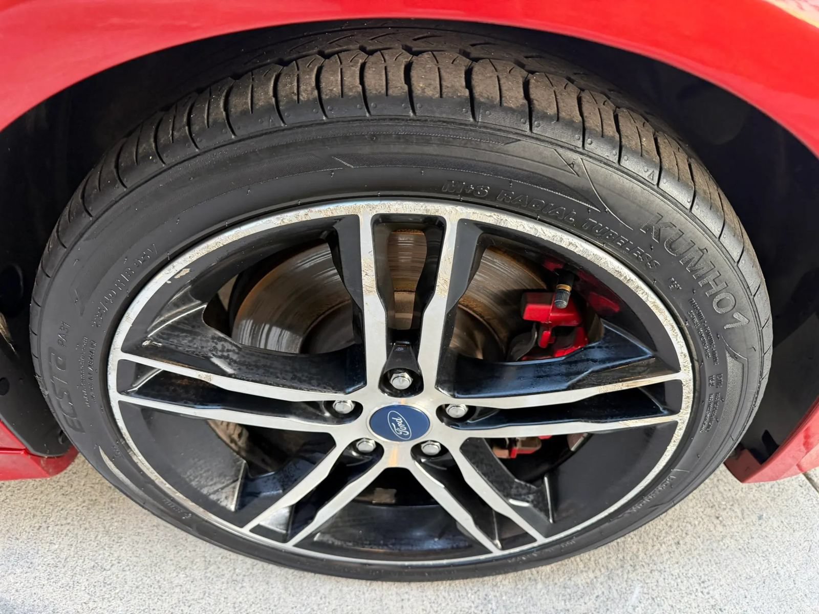 Used 2018 Ford Focus ST FWD image 23