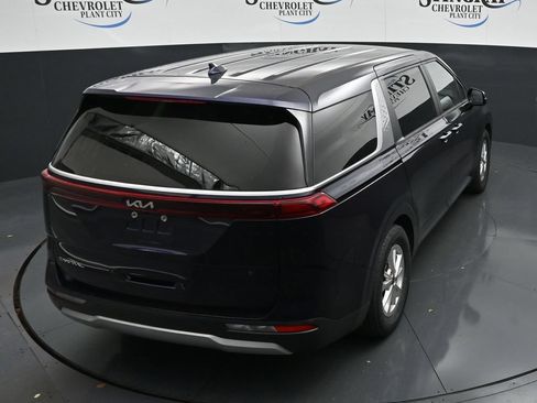 Used 2023 Kia Carnival LX FWD image 21