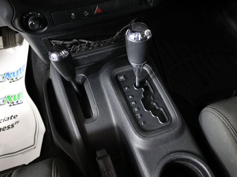 Used 2011 Jeep Wrangler Sport AWD/4WD image 23