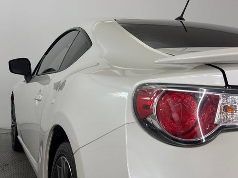 Used 2013 Scion FR-S RWD image 42