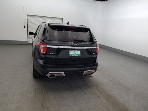 Used 2016 Ford Explorer Platinum AWD/4WD image 6