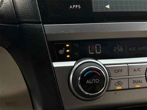 Used 2015 Subaru Outback 3.6R Limited image 26