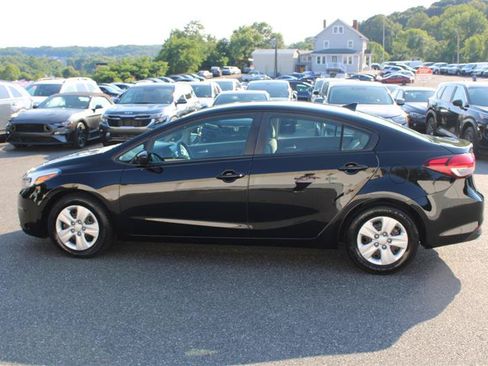 Used 2017 Kia Forte LX w/ LX Popular Package FWD image 5