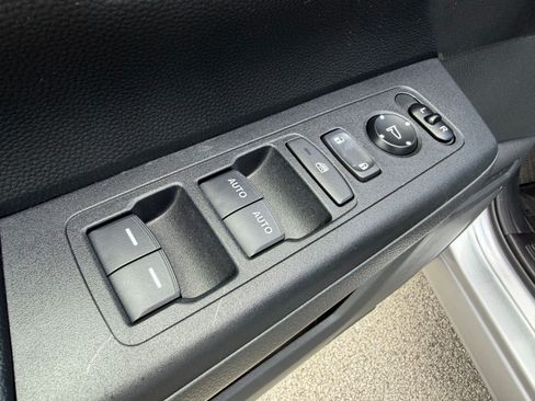 Used 2026 Honda CR-V Sport image 13