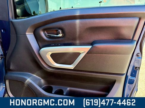 Used 2023 Nissan Titan SV w/ SV Convenience Package image 21