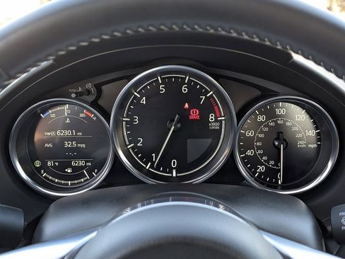 Certified 2025 MAZDA MX-5 Miata Club image 33