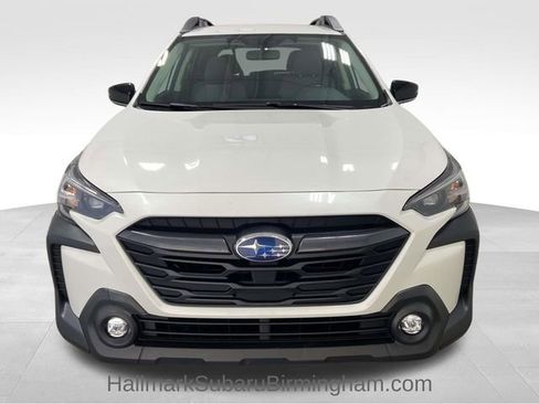 Used 2023 Subaru Outback Premium image 7