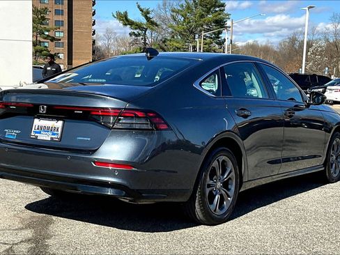 Used 2023 Honda Accord EX-L image 2