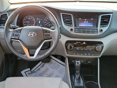 Used 2017 Hyundai Tucson Sport FWD image 8