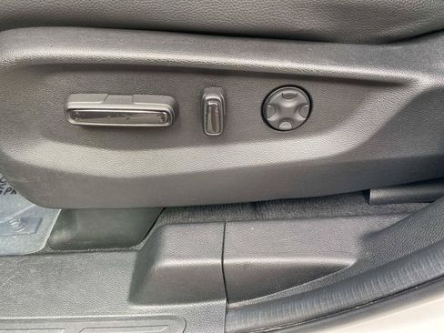 Used 2025 Honda Odyssey EX-L image 19